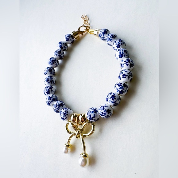 Jewelry - Blue and White Beaded Bracelet